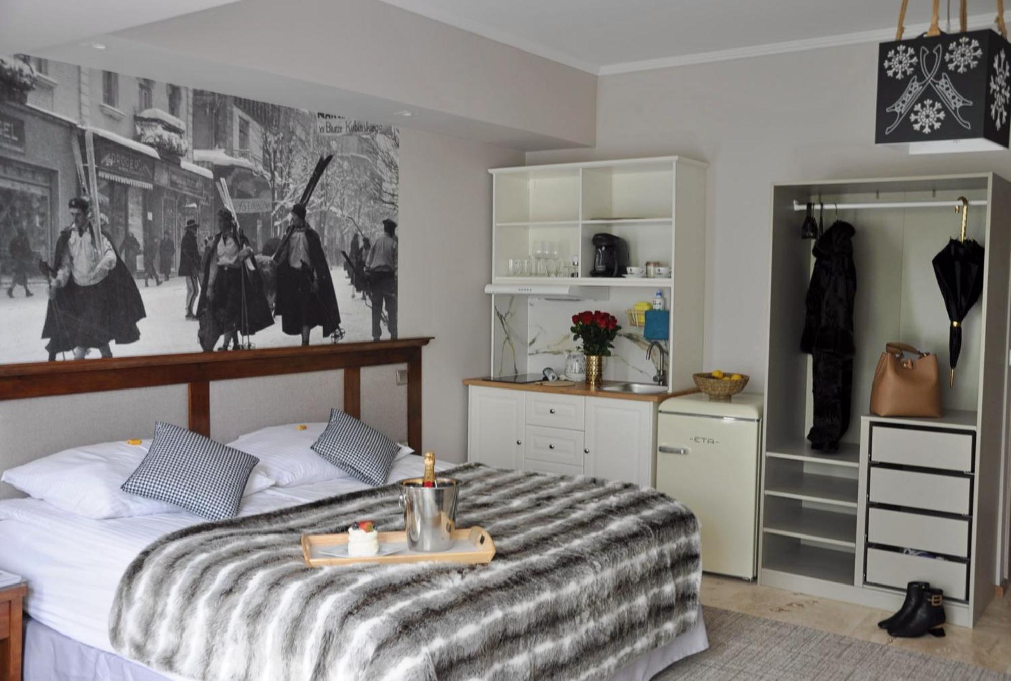 Krupowki 25 Aparthotel - Zakopane — Photos 1